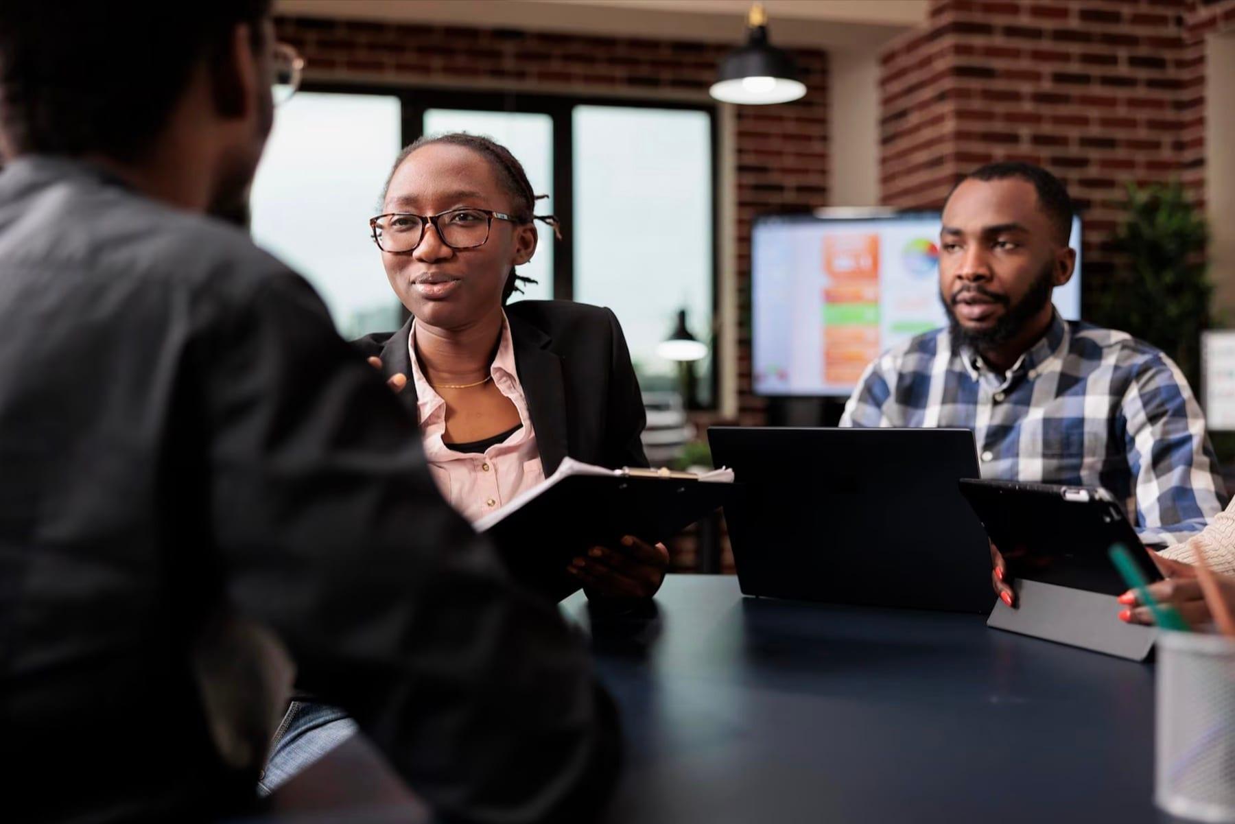 An advisor explaining a unit trust to clients